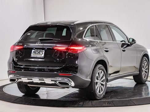 Used 2025 Mercedes-Benz GLC 300 image 4