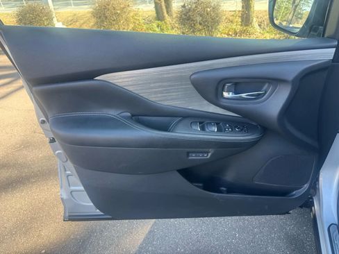 Used 2015 Nissan Murano SL w/ Cargo Package image 20