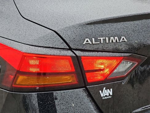 Used 2023 Nissan Altima 2.5 SL image 38