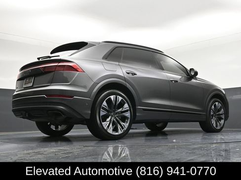 Used 2025 Audi Q8 Premium Plus AWD/4WD image 31