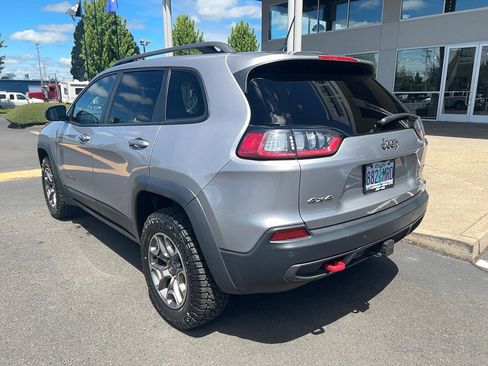 Used 2021 Jeep Cherokee Trailhawk w/ Trailer Tow Group AWD/4WD image 8