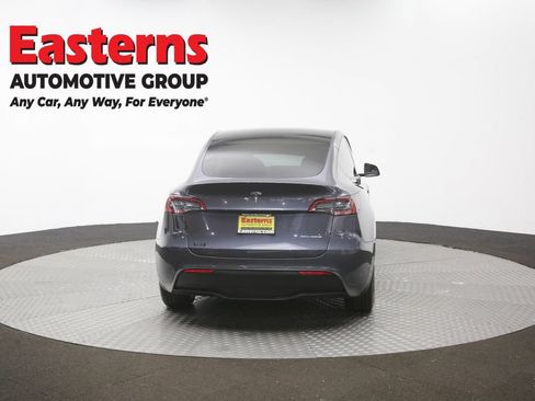 Used 2021 Tesla Model Y Long Range AWD/4WD image 29
