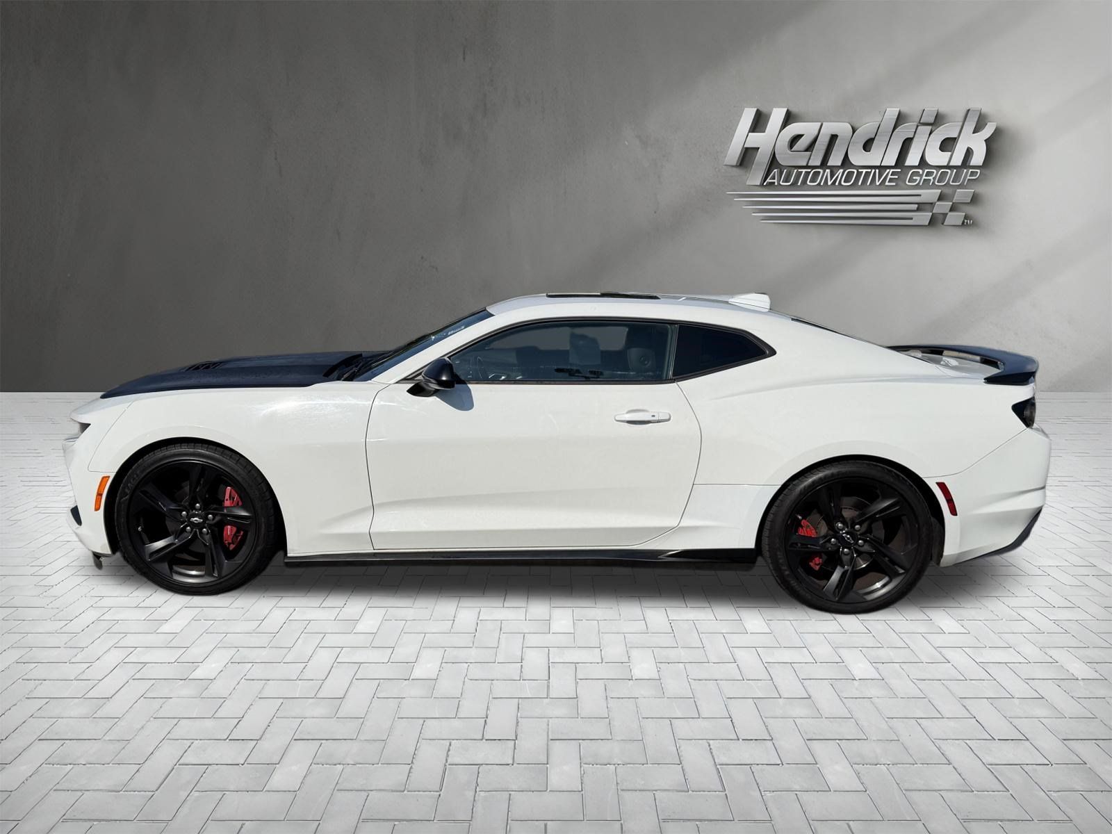 Used 2022 Chevrolet Camaro SS RWD image 6