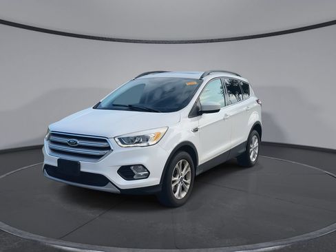 Used 2018 Ford Escape SEL AWD/4WD image 4