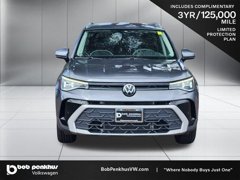 Used 2025 Volkswagen Taos SE AWD/4WD image 22