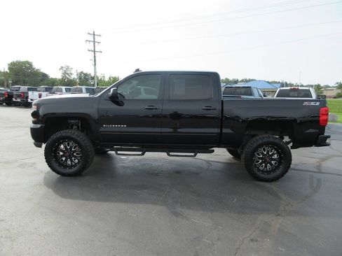 Used 2017 Chevrolet Silverado 1500 LT w/ All Star Edition AWD/4WD image 10