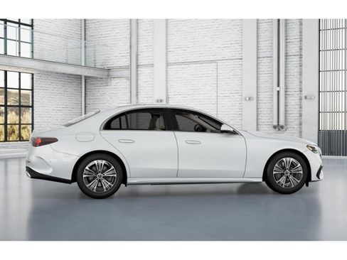 Certified 2025 Mercedes-Benz E 350 4MATIC Sedan image 17