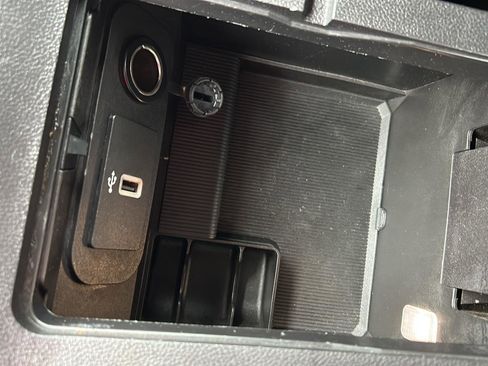 Used 2020 Ford Mustang Premium image 19