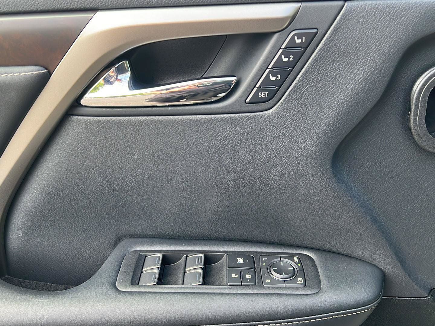 Used 2022 Lexus RX 350 AWD w/ Premium Package image 5