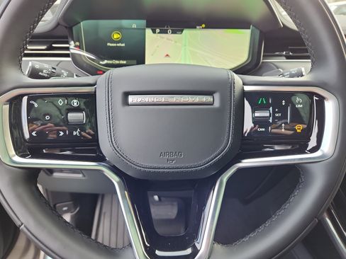 New 2026 Land Rover Range Rover Sport SE image 18