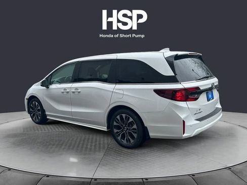 Used 2025 Honda Odyssey Elite image 3