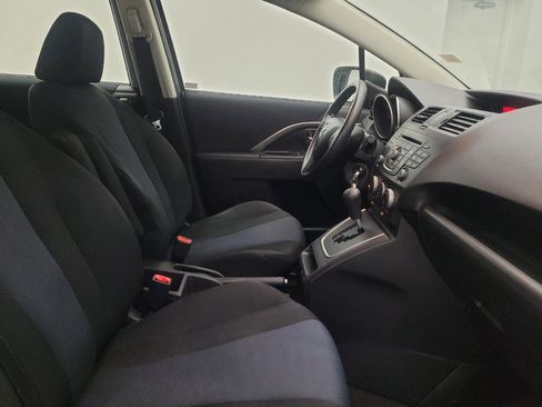 Used 2014 MAZDA MAZDA5 Sport image 21