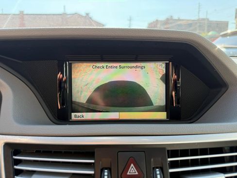 Used 2011 Mercedes-Benz E 350 4MATIC Wagon image 13