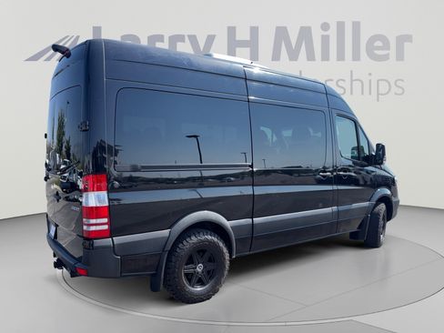 Used 2018 Mercedes-Benz Sprinter 2500 image 5