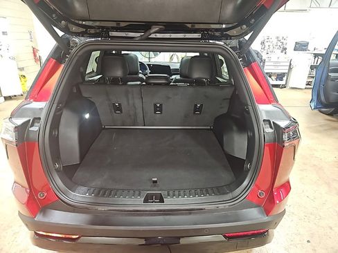 Used 2025 Chevrolet Equinox RS w/ Convenience Package III image 28