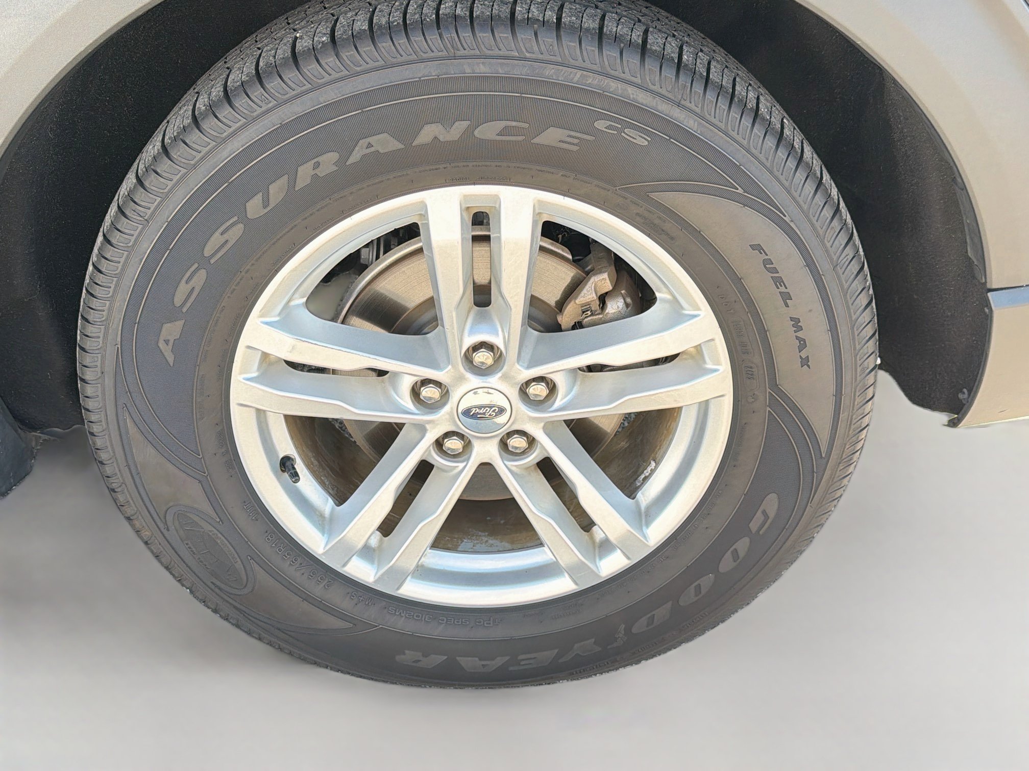 Used 2023 Ford Explorer XLT w/ Equipment Group 202A RWD image 41