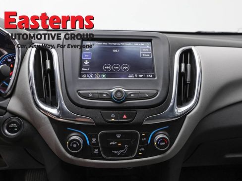 Used 2023 Chevrolet Equinox LT FWD image 11