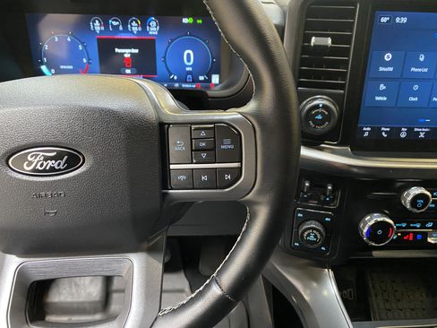 Used 2025 Ford F150 Lariat w/ Equipment Group 501A Mid image 32