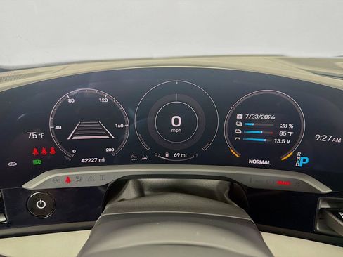 Certified 2020 Porsche Taycan Turbo S AWD/4WD image 16