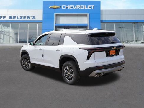 New 2026 Chevrolet Traverse LT w/ Driver Confidence Package image 5