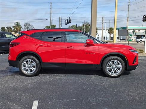 Used 2022 Chevrolet Blazer LT image 4