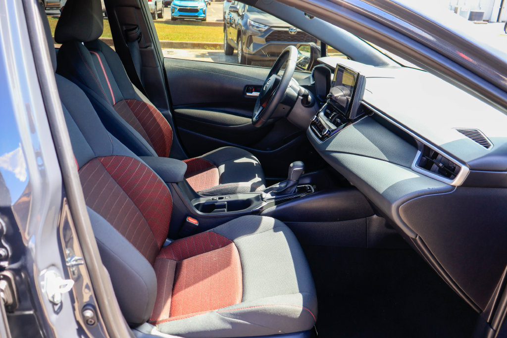 Used 2026 Toyota Corolla SE FWD image 10