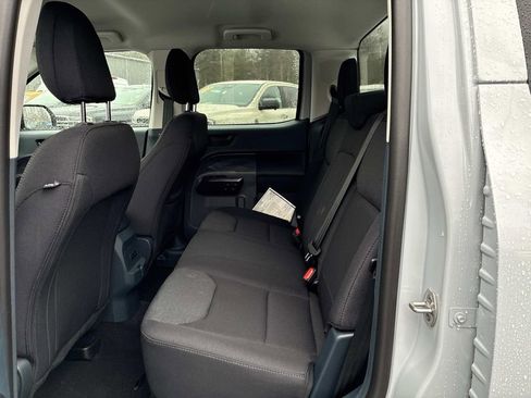 New 2025 Ford Maverick XL image 4