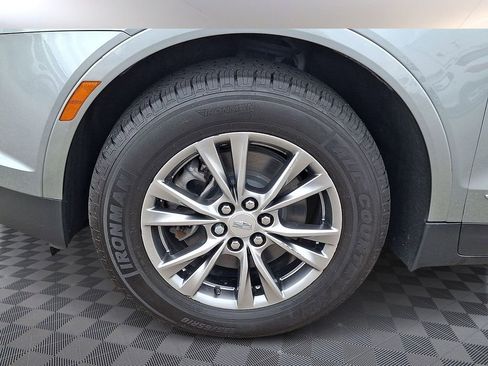 Used 2023 Cadillac XT5 Premium Luxury w/ LPO, Floor Liner Package AWD/4WD image 8