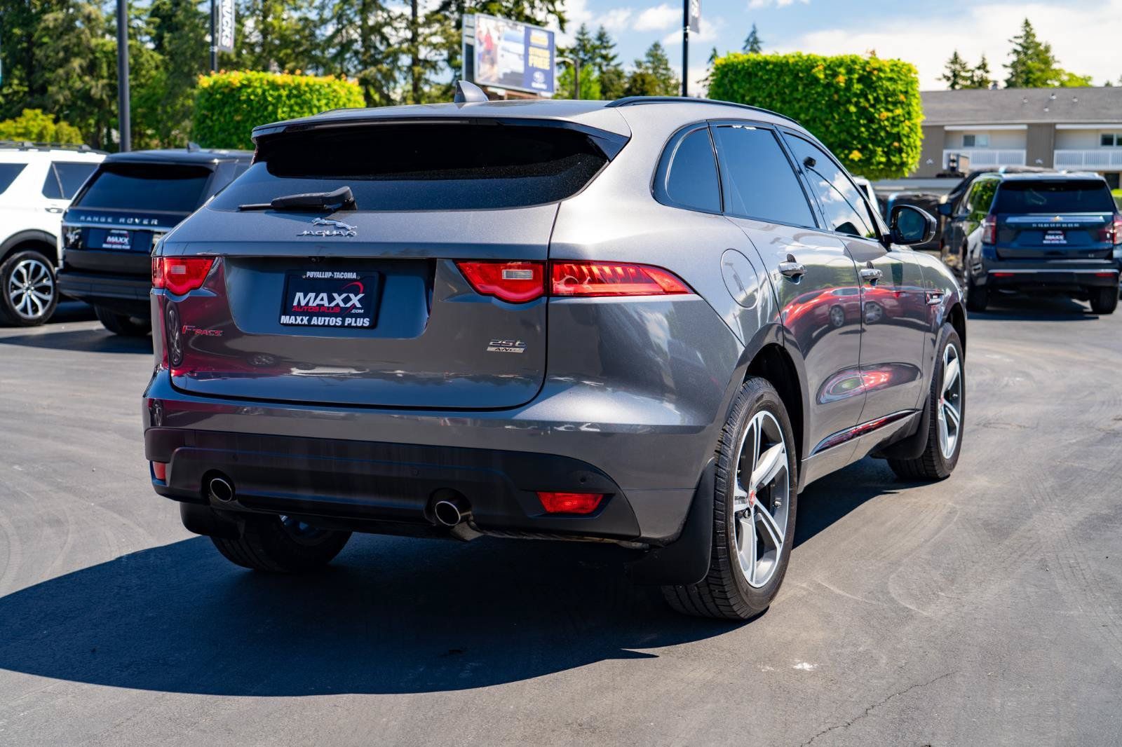 Used 2018 Jaguar F-PACE R-Sport AWD/4WD image 10