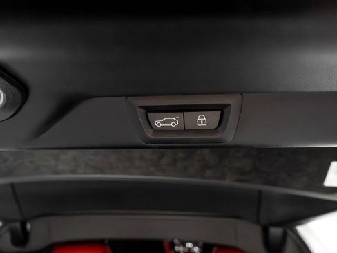Used 2021 Rolls-Royce Cullinan Black Badge AWD/4WD image 60