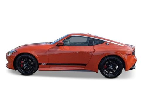 New 2024 Nissan Z Performance w/ Heritage Edition RWD image 2