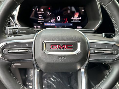 Used 2025 GMC Canyon Elevation RWD image 23