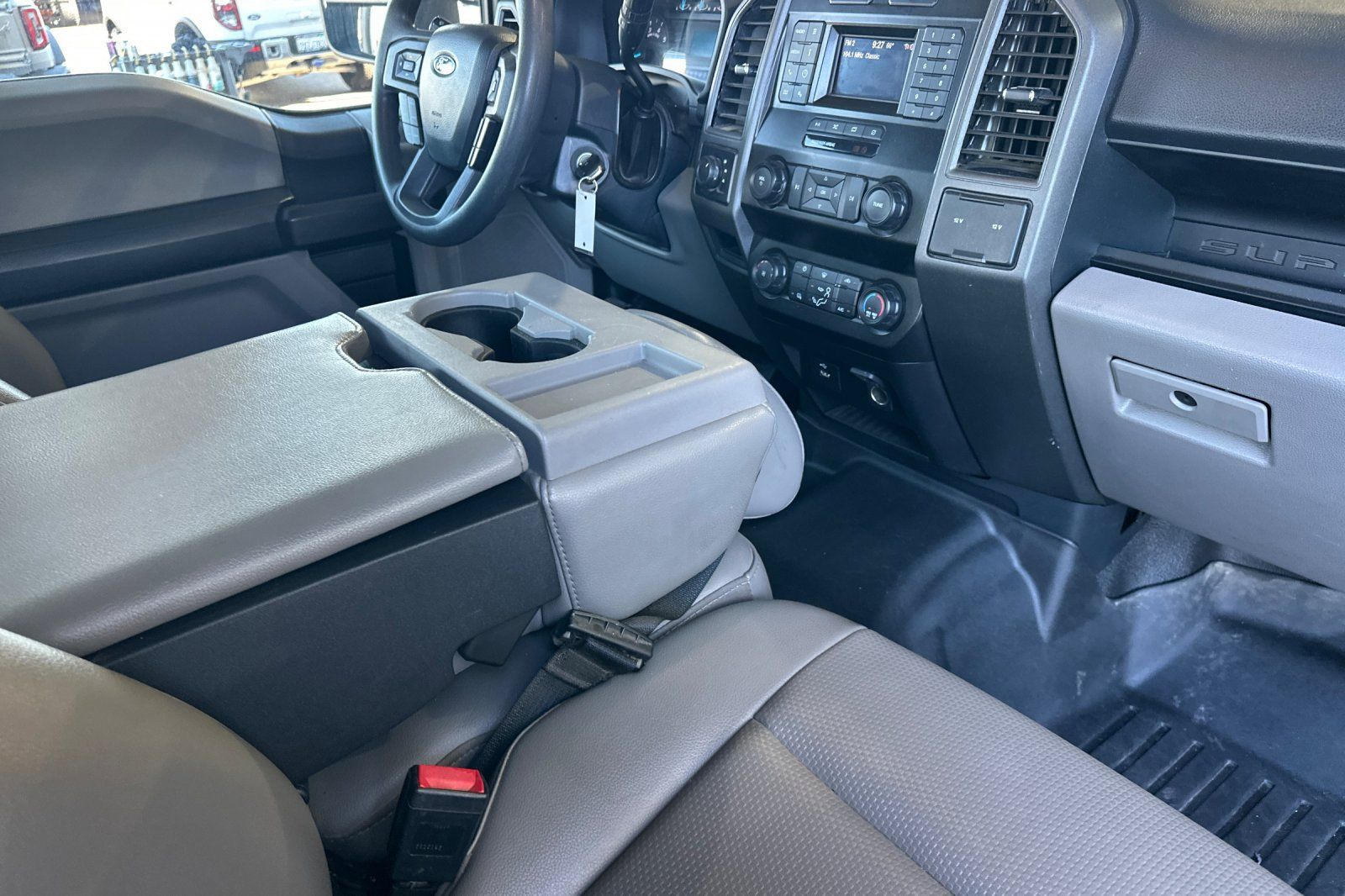 Used 2022 Ford F250 XL w/ Power Equipment Group AWD/4WD image 14