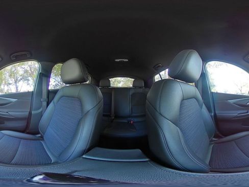 Used 2025 Buick Envista Preferred image 39