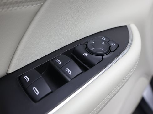 Used 2021 Buick Envision Preferred FWD image 14