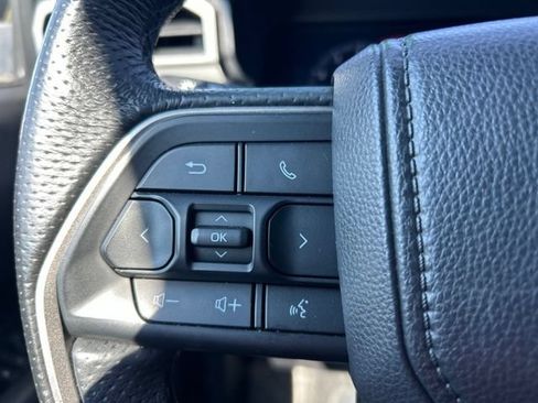 Certified 2025 Toyota Tacoma TRD Off-Road AWD/4WD image 20