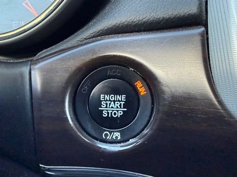 Used 2018 Jeep Grand Cherokee Limited AWD/4WD image 24