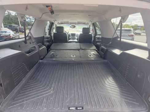 Used 2016 Chevrolet Suburban LT AWD/4WD image 17