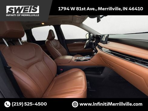 Used 2023 INFINITI QX60 Sensory w/ Vision Package image 9