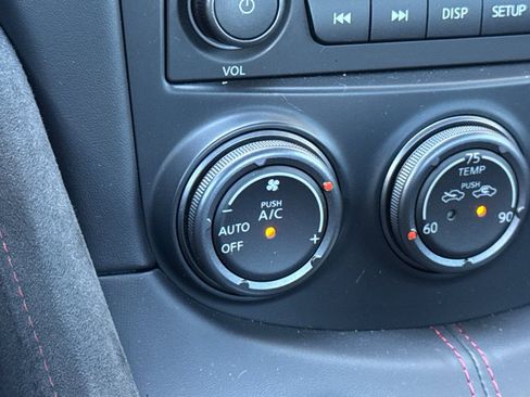 Used 2020 Nissan 370Z image 29