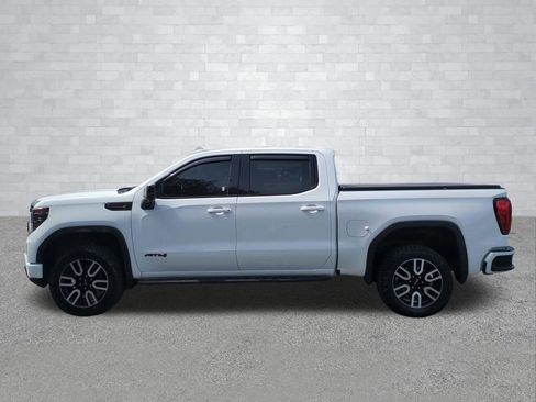 Used 2023 GMC Sierra 1500 AT4 w/ Technology Package image 9