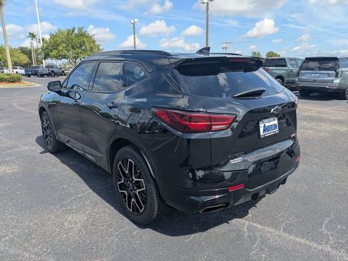 Used 2023 Chevrolet Blazer RS w/ Enhanced Convenience Package FWD image 5