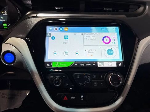 Used 2020 Chevrolet Bolt Premier w/ Infotainment Package FWD image 96