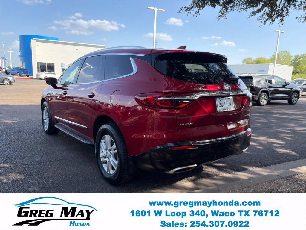 Used 2018 Buick Enclave Premium w/ LPO, Hit The Road Package AWD/4WD image 6