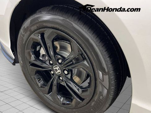 New 2025 Honda Accord SE image 10