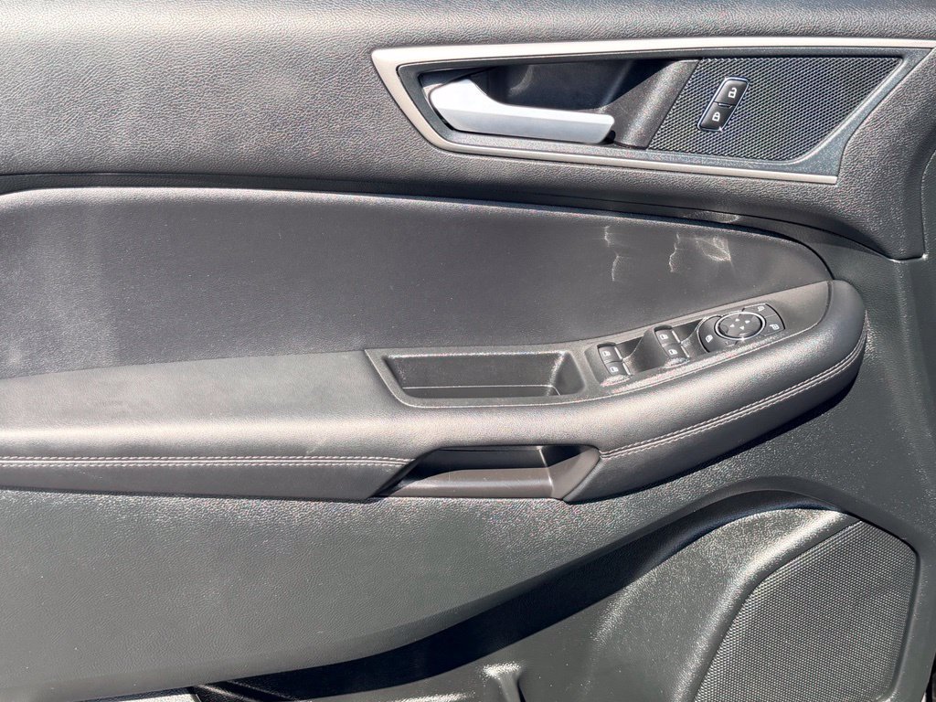 Certified 2024 Ford Edge SEL w/ Convenience Package AWD/4WD image 22
