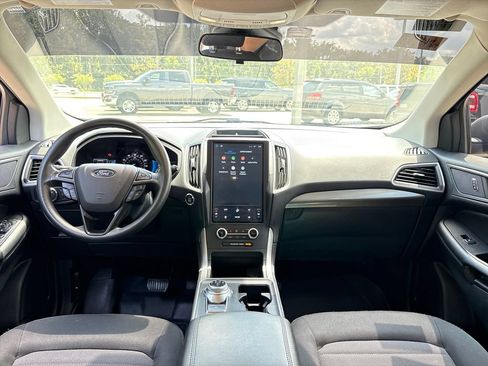 Used 2022 Ford Edge SE AWD/4WD image 7