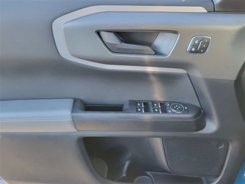 Used 2025 Ford Bronco Sport Badlands image 18