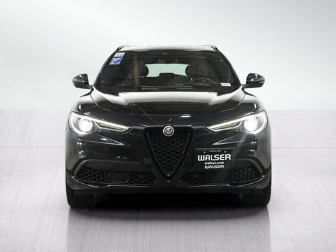 Used 2020 Alfa Romeo Stelvio Ti Sport w/ Quick Order Package 22S Sport AWD/4WD image 8
