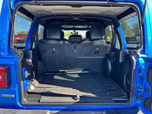 Used 2021 Jeep Wrangler Unlimited Sahara image 14